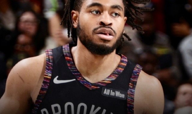 星空体育-场均16分被直接裁掉！沉迷单打，托马斯丢掉工作！